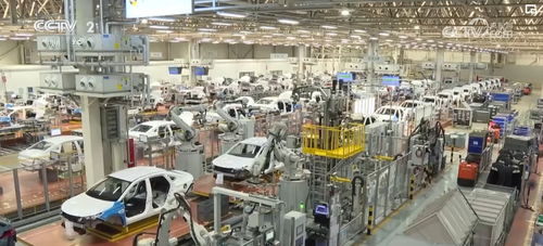 國(guó)際人士駁斥 產(chǎn)能過(guò)剩論 中國(guó)新能源產(chǎn)品為全球綠色轉(zhuǎn)型貢獻(xiàn)巨大